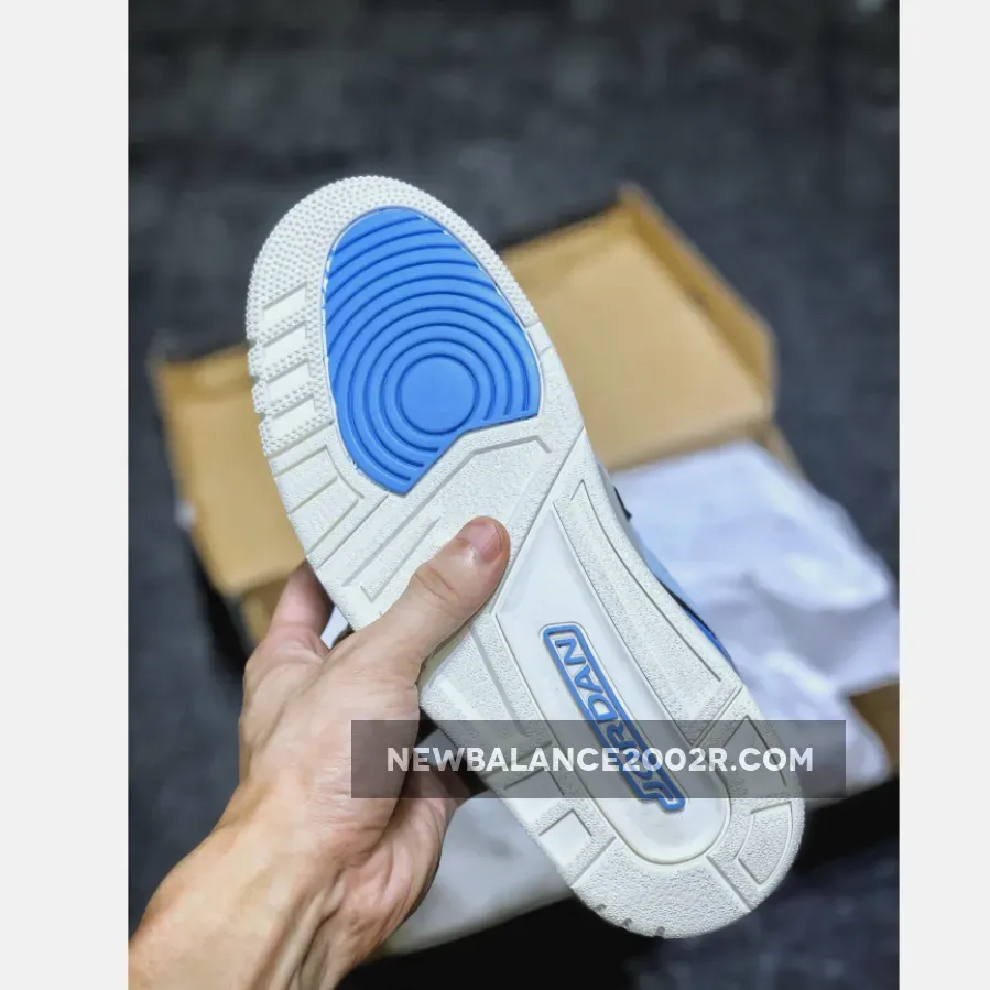 Jordan Legacy 312 Low Pale Blue/Carolina Blue-Black Jordan Legacy 312 Low Pale Blue/Carolina Blue-Black