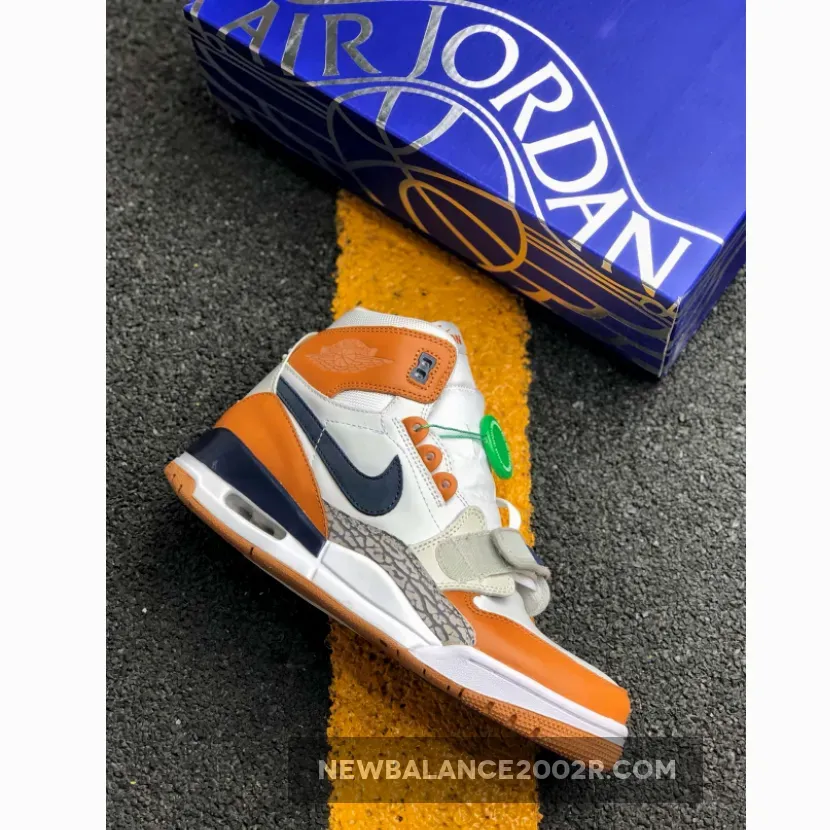 Jordan Legacy 312 White/Midnight Navy-Ginger