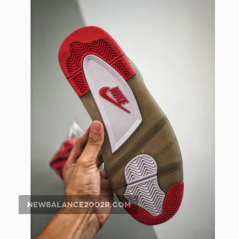 Off-White x Air Jordan 4 Bred Off-White x Air Jordan 4 Bred